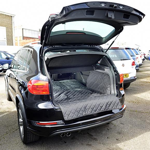Doublure de coffre matelassée sur mesure pour Volkswagen VW Tiguan Génération 1 - 2007 à 2017 (269)