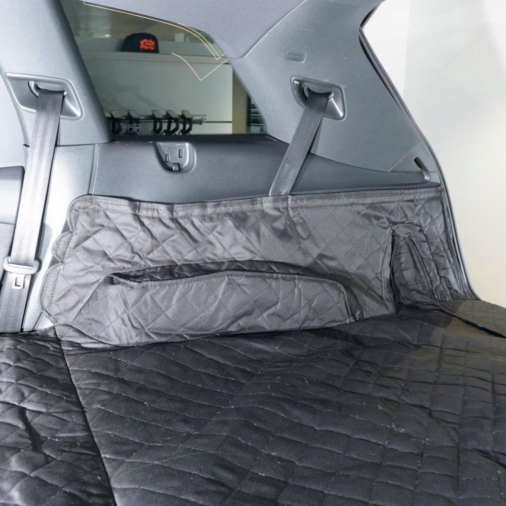 Custom Fit Quilted Cargo Liner for the Audi Q7 (7 seater) Generation 2 - 2015 Onwards (635)